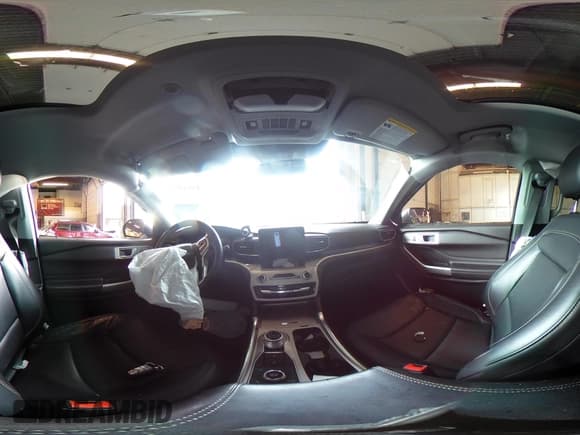 ✅ 2023 Ford Explorer XLT • VIN: 1FMSK8DH4PGB87922 • Lot: 41615947. Wystawiony na IAAI z przebiegiem 14 909 mil. Bezpłatny archiwum sprzedaży aukcyjnych z USA i szczegółowy raport historii pojazdu na DreamBid. Zdjęcie 19.