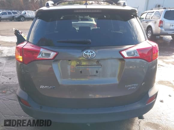 ✅ 2015 Toyota RAV4 Limited • VIN: JTMDFREV2FD174758 • Lot: 43741561. Listed on IAAI with 87,805 mi. Free auction sales archive from the USA and detailed vehicle history report at DreamBid. Image 16.