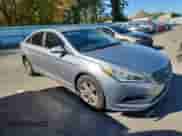 2016 Hyundai Sonata SE z VIN 5NPE24AF2GH386847, wystawiony jako Copart lot #82596985 z przebiegiem 170 845 mil mil oraz Czysty tytuł • Clean title. Historia ofert i sprzedaży dostępna na DreamBid. Obrazek 4.