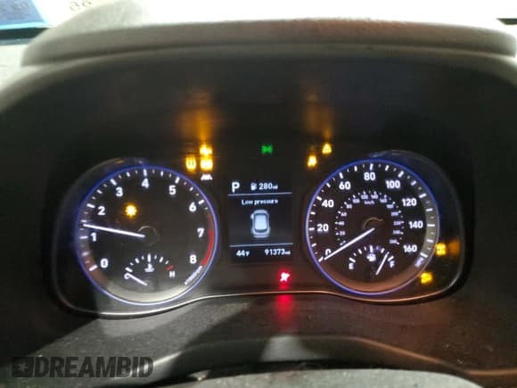 ✅ 2020 Hyundai Kona Essential • VIN: KM8K1CAA8LU415493 • Лот: 85594234. Опубликован ранее на Copart с пробегом 91 373 миль. Бесплатный доступ к архиву аукционных продаж из США и подробный отчёт об истории автомобиля на DreamBid. Изображение 9.