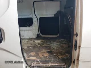 ✅ 2017 Nissan NV200 S • VIN: 3N6CM0KN7HK703607 • Lot: 52230592. Wystawiony na Copart z przebiegiem 120 965 mil. Bezpłatny archiwum sprzedaży aukcyjnych z USA i szczegółowy raport historii pojazdu na DreamBid. Zdjęcie 6.