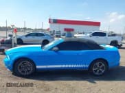 ✅ 2012 Ford Mustang Premium • VIN: 1ZVBP8EM1C5212683 • Lot: 43626569. Wystawiony na IAAI z przebiegiem 121 917 mil. Bezpłatny archiwum sprzedaży aukcyjnych z USA i szczegółowy raport historii pojazdu na DreamBid. Zdjęcie 15.