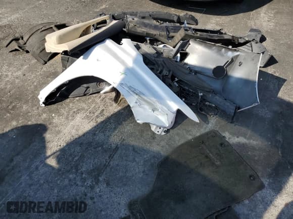 ✅ 2015 Lexus RX 350 • VIN: 2T2ZK1BA9FC171014 • Lot: 89500395. Wystawiony na Copart z przebiegiem 123 674 mil. Bezpłatny archiwum sprzedaży aukcyjnych z USA i szczegółowy raport historii pojazdu na DreamBid. Zdjęcie 13.