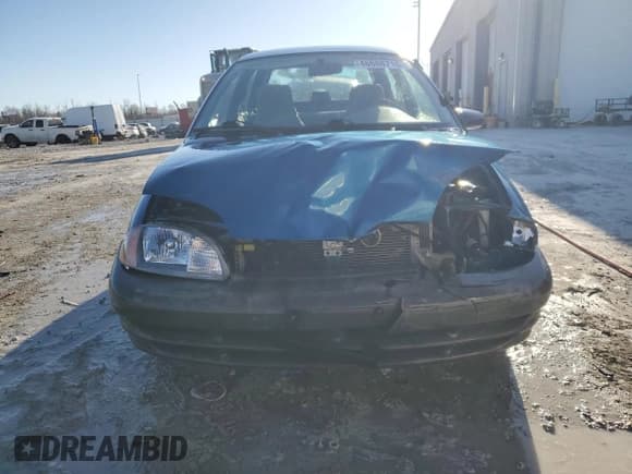 ✅ 2000 Suzuki Swift GA • VIN: 2S2AB21HXY6601102 • Lot: 46888715. Listed on Copart with 110,831 mi. Free auction sales archive from the USA and detailed vehicle history report at DreamBid. Image 5.