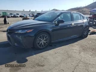 2024 Toyota Camry SE с VIN 4T1T11AK9RU891682, выставлен на аукционе Copart как лот 81763395 с пробегом 98 198 миль миль и Списание • Salvage title. История ставок и продаж доступна на DreamBid. Изображение 1.
