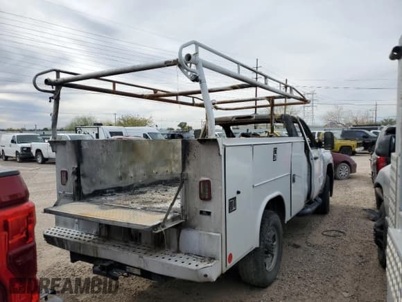 ✅ 2017 Chevrolet Silverado 2500HD Work Truck • VIN: 1GC0CUEG4HZ224271 • Lot: 72276744. Listed on Copart with Not provided. Free auction sales archive from the USA and detailed vehicle history report at DreamBid. Image 3.