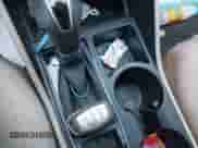 2017 Hyundai Tucson SE Plus z VIN KM8J33A48HU408633, wystawiony jako IAAI lot #42537299 z przebiegiem 39 968 mil mil oraz . Historia ofert i sprzedaży dostępna na DreamBid. Obrazek 11.