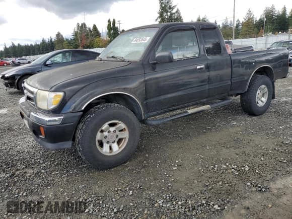 ✅ 1999 Toyota Tacoma • VIN: 4TAWN72N2XZ458895 • Lot: 84893545. Wystawiony na Copart z przebiegiem 181 550 mil. Bezpłatny archiwum sprzedaży aukcyjnych z USA i szczegółowy raport historii pojazdu na DreamBid. Zdjęcie 1.