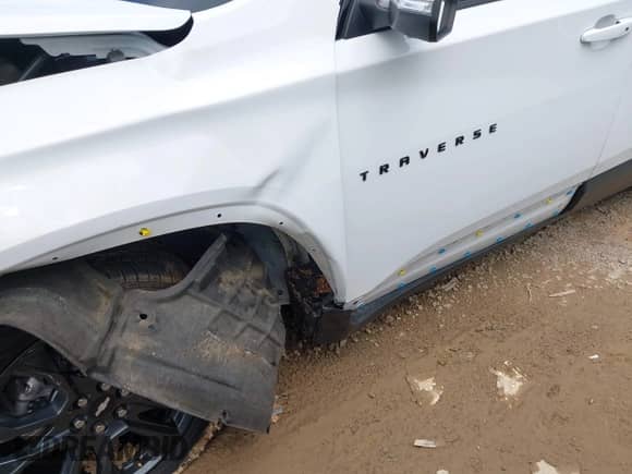 2021 Chevrolet Traverse RS with VIN 1GNERJKW6MJ201590, listed as a IAAI auction lot 43346176 with 40,742 mi miles and . Bid and sale history available at DreamBid. Image 20.