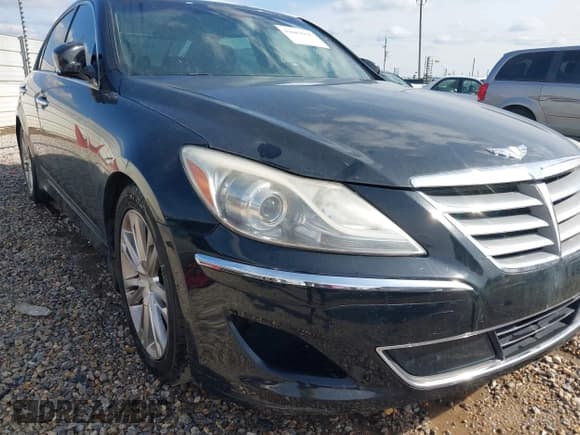 ✅ 2013 Hyundai Genesis 3.8L • VIN: KMHGC4DDXDU248485 • Lot: 43682935. Listed on IAAI with 125,372 mi. Free auction sales archive from the USA and detailed vehicle history report at DreamBid. Image 6.