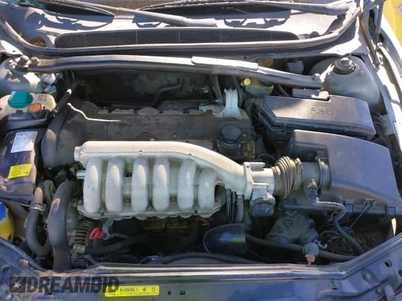 ✅ 2003 Volvo S80 2.9L • VIN: YV1TS92D531301383 • Lot: 43546025. Wystawiony na IAAI z przebiegiem Nie podano. Bezpłatny archiwum sprzedaży aukcyjnych z USA i szczegółowy raport historii pojazdu na DreamBid. Zdjęcie 10.