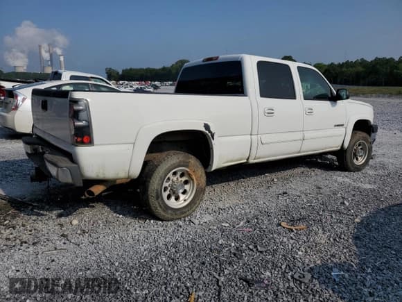 ✅ 2006 Chevrolet Silverado 2500HD LT3 • VIN: 1GCHK23U26F142623 • Лот: 59530695. Опубликован ранее на Copart с пробегом 126 350 миль. Бесплатный доступ к архиву аукционных продаж из США и подробный отчёт об истории автомобиля на DreamBid. Изображение 3.
