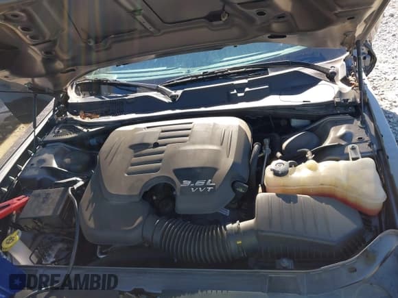 ✅ 2023 Dodge Challenger SXT • VIN: 2C3CDZAG5PH562987 • Lot: 43623143. Wystawiony na IAAI z przebiegiem 55 571 mil. Bezpłatny archiwum sprzedaży aukcyjnych z USA i szczegółowy raport historii pojazdu na DreamBid. Zdjęcie 10.