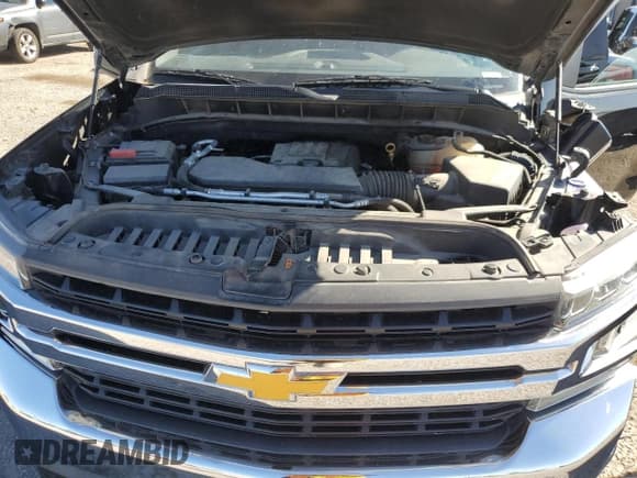 ✅ 2019 Chevrolet Silverado 1500 LT • VIN: 1GCRWCEK8KZ325723 • Lot: 71875894. Wystawiony na Copart z przebiegiem 113 332 mil. Bezpłatny archiwum sprzedaży aukcyjnych z USA i szczegółowy raport historii pojazdu na DreamBid. Zdjęcie 12.