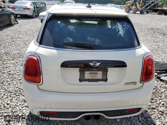 ✅ 2016 MINI Hardtop 4 Door S • VIN: WMWXU3C50G2B67470 • Lot: 66203805. Wystawiony na Copart z przebiegiem 129 916 mil. Bezpłatny archiwum sprzedaży aukcyjnych z USA i szczegółowy raport historii pojazdu na DreamBid. Zdjęcie 6.