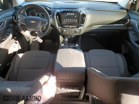 ✅ 2018 Chevrolet Traverse LT Cloth • VIN: 1GNERGKW7JJ180019 • Lot: 74808624. Wystawiony na Copart z przebiegiem 91 350 mil. Bezpłatny archiwum sprzedaży aukcyjnych z USA i szczegółowy raport historii pojazdu na DreamBid. Zdjęcie 8.