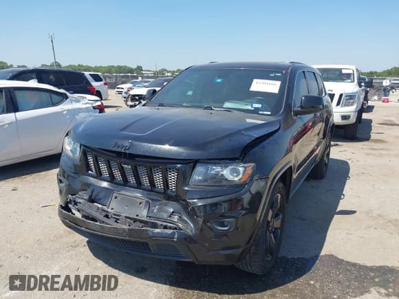✅ 2015 Jeep Grand Cherokee Altitude • VIN: 1C4RJEAG1FC769773 • Лот: 43201666. Опубликован ранее на IAAI с пробегом 184 021 миль. Бесплатный доступ к архиву аукционных продаж из США и подробный отчёт об истории автомобиля на DreamBid. Изображение 2.