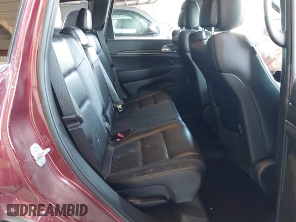 ✅ 2018 Jeep Grand Cherokee Limited • VIN: 1C4RJFBG1JC446594 • Lot: 43449012. Wystawiony na IAAI z przebiegiem 96 827 mil. Bezpłatny archiwum sprzedaży aukcyjnych z USA i szczegółowy raport historii pojazdu na DreamBid. Zdjęcie 8.