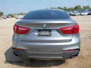✅ 2018 BMW X6 xDrive35i • VIN: 5UXKU2C57J0X49118 • Lot: 43007142. Wystawiony na IAAI z przebiegiem 96 450 mil. Bezpłatny archiwum sprzedaży aukcyjnych z USA i szczegółowy raport historii pojazdu na DreamBid. Zdjęcie 16.