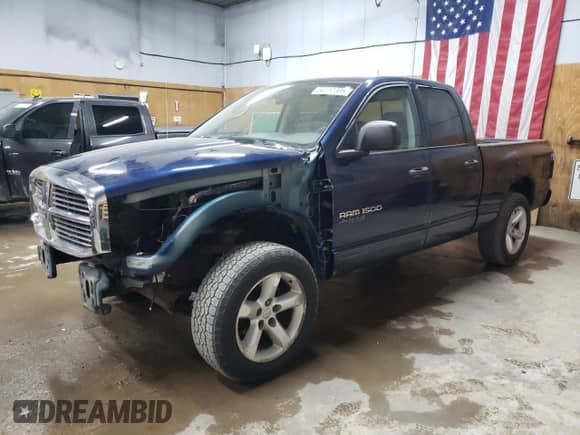 2006 Dodge 1500 Laramie z VIN 1D7HU18296S552196, wystawiony jako Copart lot #56712305 z przebiegiem 134 162 mil mil oraz Szkoda całkowita • Salvage title. Historia ofert i sprzedaży dostępna na DreamBid. Obrazek 1.