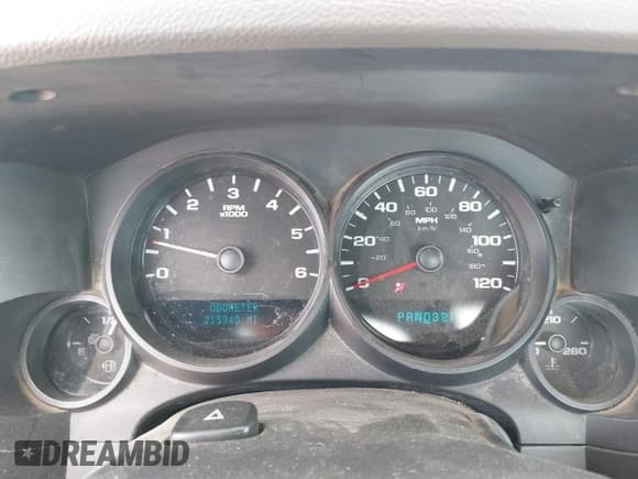 ✅ 2007 Chevrolet Silverado 1500 Work Truck • VIN: 1GCEC14C27Z570997 • Лот: 42192143. Опубликован ранее на IAAI с пробегом 215 940 миль. Бесплатный доступ к архиву аукционных продаж из США и подробный отчёт об истории автомобиля на DreamBid. Изображение 7.