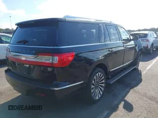 ✅ 2021 Lincoln Navigator Reserve • VIN: 5LMJJ3LTXMEL11283 • Lot: 43115110. Wystawiony na IAAI z przebiegiem 133 014 mil. Bezpłatny archiwum sprzedaży aukcyjnych z USA i szczegółowy raport historii pojazdu na DreamBid. Zdjęcie 4.