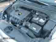 2017 Hyundai Elantra Limited z VIN KMHD84LF9HU164591, wystawiony jako IAAI lot #40614661 z przebiegiem 185 883 mil mil oraz . Historia ofert i sprzedaży dostępna na DreamBid. Obrazek 19.