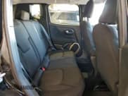 ✅ 2017 Jeep Renegade Sport • VIN: ZACCJBAB9HPG59738 • Lot: 93635845. Wystawiony na Copart z przebiegiem 130 949 mil. Bezpłatny archiwum sprzedaży aukcyjnych z USA i szczegółowy raport historii pojazdu na DreamBid. Zdjęcie 11.