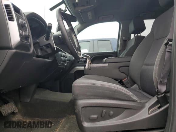 ✅ 2015 Chevrolet Silverado 1500 LT • VIN: 1GCVKREC3FZ155749 • Лот: 91328515. Опубликован ранее на Copart с пробегом 110 865 миль. Бесплатный доступ к архиву аукционных продаж из США и подробный отчёт об истории автомобиля на DreamBid. Изображение 7.