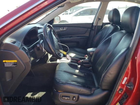 ✅ 2007 Kia Optima LX • VIN: KNAGE124475128015 • Лот: 73010604. Опубликован ранее на Copart с пробегом 130 467 миль. Бесплатный доступ к архиву аукционных продаж из США и подробный отчёт об истории автомобиля на DreamBid. Изображение 7.