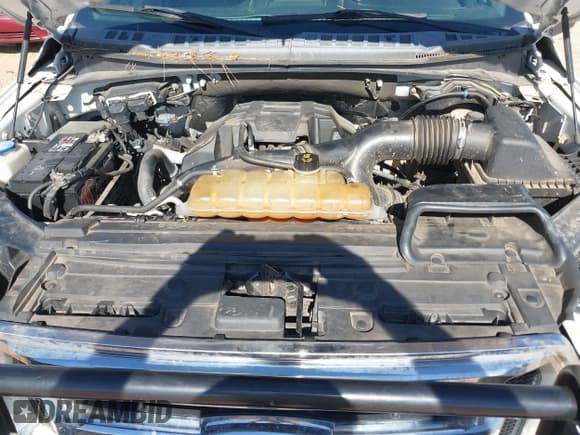 ✅ 2015 Ford F-150 XLT • VIN: 1FTEX1EP1FFC19746 • Лот: 43512467. Опубликован ранее на IAAI с пробегом 219 290 миль. Бесплатный доступ к архиву аукционных продаж из США и подробный отчёт об истории автомобиля на DreamBid. Изображение 6.