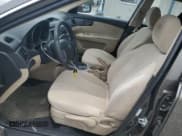 ✅ 2010 Kia Optima LX • VIN: KNAGG4A82A5379915 • Lot: 63272324. Wystawiony na Copart z przebiegiem 115 914 mil. Bezpłatny archiwum sprzedaży aukcyjnych z USA i szczegółowy raport historii pojazdu na DreamBid. Zdjęcie 7.