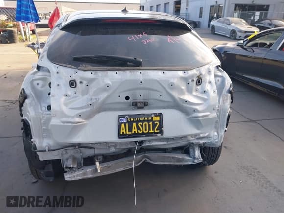 ✅ 2022 Mazda MX-30 Premium Plus • VIN: JM1DRADB6N0100295 • Lot: 41885035. Wystawiony na IAAI z przebiegiem 32 616 mil. Bezpłatny archiwum sprzedaży aukcyjnych z USA i szczegółowy raport historii pojazdu na DreamBid. Zdjęcie 17.