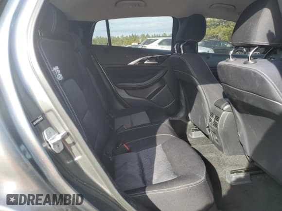 ✅ 2017 Infiniti QX30 Sport • VIN: SJKCH5CP8HA035027 • Лот: 42782465. Опубликован ранее на Copart с пробегом 109 164 миль. Бесплатный доступ к архиву аукционных продаж из США и подробный отчёт об истории автомобиля на DreamBid. Изображение 11.