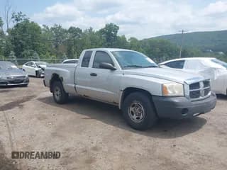 ✅ 2007 Dodge Dakota ST • VIN: 1D7HW22K67S128243 • Лот: 42833689. Опубликован ранее на IAAI с пробегом 155 360 миль. Бесплатный доступ к архиву аукционных продаж из США и подробный отчёт об истории автомобиля на DreamBid. Изображение 1.