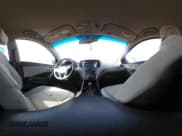 ✅ 2017 Hyundai Santa Fe SE • VIN: KM8SM4HF9HU201697 • Лот: 42399797. Опубликован ранее на IAAI с пробегом 176 701 миль. Бесплатный доступ к архиву аукционных продаж из США и подробный отчёт об истории автомобиля на DreamBid. Изображение 18.