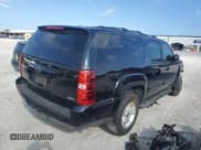 ✅ 2010 Chevrolet Suburban LT • VIN: 1GNUKJE37AR170428 • Lot: 67752034. Wystawiony na Copart z przebiegiem 248 358 mil. Bezpłatny archiwum sprzedaży aukcyjnych z USA i szczegółowy raport historii pojazdu na DreamBid. Zdjęcie 3.