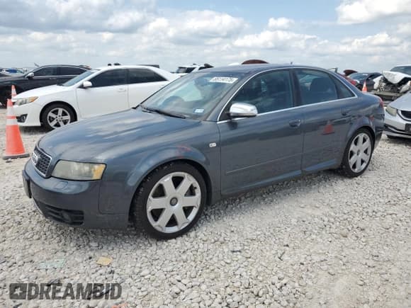 ✅ 2005 Audi S4 • VIN: WAUPL68E85A109670 • Лот: 55114175. Опубликован ранее на Copart с пробегом 98 679 миль. Бесплатный доступ к архиву аукционных продаж из США и подробный отчёт об истории автомобиля на DreamBid. Изображение 1.