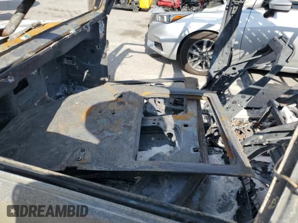 ✅ 2008 Jeep Wrangler Unlimited Rubicon • VIN: 1J4GA69158L572602 • Lot: 69811605. Wystawiony na Copart z przebiegiem Nie podano. Bezpłatny archiwum sprzedaży aukcyjnych z USA i szczegółowy raport historii pojazdu na DreamBid. Zdjęcie 7.