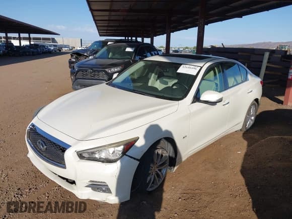✅ 2017 Infiniti Q50 Premium • VIN: JN1EV7AR4HM831005 • Lot: 42640496. Wystawiony na IAAI z przebiegiem 75 539 mil. Bezpłatny archiwum sprzedaży aukcyjnych z USA i szczegółowy raport historii pojazdu na DreamBid. Zdjęcie 18.