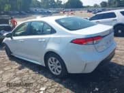 ✅ 2024 Toyota Corolla Hybrid LE • VIN: JTDBCMFE9R3050417 • Лот: 42891842. Опубликован ранее на IAAI с пробегом 22 268 миль. Бесплатный доступ к архиву аукционных продаж из США и подробный отчёт об истории автомобиля на DreamBid. Изображение 3.