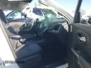 ✅ 2019 Jeep Cherokee Limited • VIN: 1C4PJLDBXKD429005 • Lot: 43475227. Listed on IAAI with 17,308 mi. Free auction sales archive from the USA and detailed vehicle history report at DreamBid. Image 5.