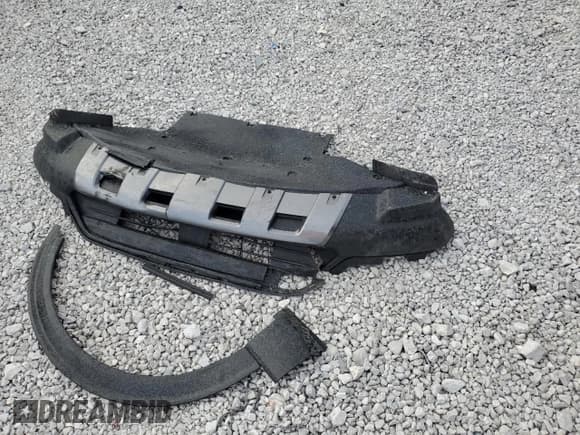 ✅ 2022 Ford Explorer XLT • VIN: 1FMSK8DH5NGA68855 • Лот: 85335785. Опубликован ранее на Copart с пробегом 60 861 миль. Бесплатный доступ к архиву аукционных продаж из США и подробный отчёт об истории автомобиля на DreamBid. Изображение 13.