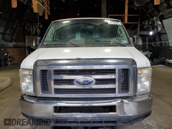 ✅ 2010 Ford Econoline Cargo Commercial • VIN: 1FTNE2EW2ADA38808 • Lot: 64134045. Listed on Copart with 371,785 mi. Free auction sales archive from the USA and detailed vehicle history report at DreamBid. Image 5.