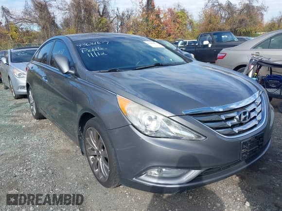 ✅ 2012 Hyundai Sonata SE • VIN: 5NPEC4ABXCH442635 • Lot: 43681037. Listed on IAAI with 187,834 mi. Free auction sales archive from the USA and detailed vehicle history report at DreamBid. Image 12.
