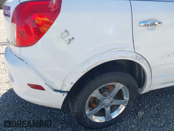 ✅ 2013 Chevrolet Captiva Sport LT • VIN: 3GNAL3EK0DS611482 • Lot: 41769541. Wystawiony na IAAI z przebiegiem 191 805 mil. Bezpłatny archiwum sprzedaży aukcyjnych z USA i szczegółowy raport historii pojazdu na DreamBid. Zdjęcie 20.