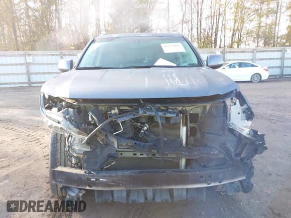 ✅ 2016 Lexus GX 460 • VIN: JTJBM7FX8G5133805 • Lot: 43573036. Wystawiony na IAAI z przebiegiem 109 484 mil. Bezpłatny archiwum sprzedaży aukcyjnych z USA i szczegółowy raport historii pojazdu na DreamBid. Zdjęcie 12.