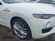 ✅ 2020 Maserati Levante • VIN: ZN661XUL3LX341388 • Lot: 41746344. Listed on IAAI with 26,911 mi. Free auction sales archive from the USA and detailed vehicle history report at DreamBid. Image 17.