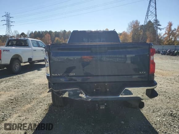 ✅ 2020 Chevrolet Silverado 2500HD LTZ • VIN: 1GC1YPEY5LF347958 • Лот: 91652475. Опубликован ранее на Copart с пробегом 123 244 миль. Бесплатный доступ к архиву аукционных продаж из США и подробный отчёт об истории автомобиля на DreamBid. Изображение 6.