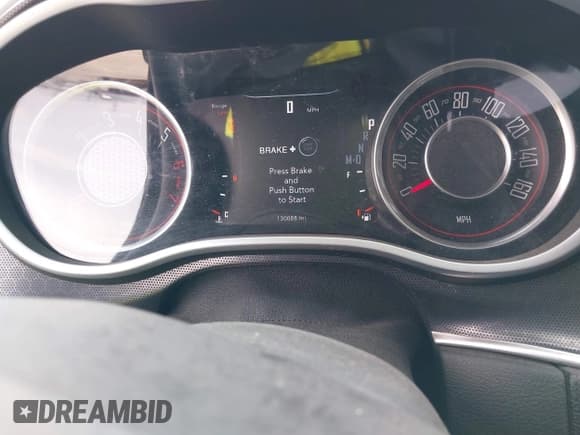 ✅ 2015 Dodge Challenger R/T Plus • VIN: 2C3CDZBT1FH703273 • Lot: 42924242. Wystawiony na IAAI z przebiegiem 130 088 mil. Bezpłatny archiwum sprzedaży aukcyjnych z USA i szczegółowy raport historii pojazdu na DreamBid. Zdjęcie 7.